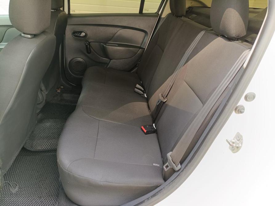 Renault Logan II Санкт-Петербург  - изображение 11
