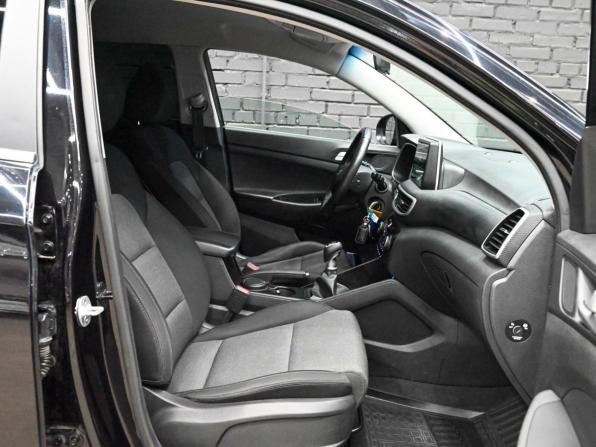 Hyundai Tucson III Рестайлинг с пробегом 2019 года, цена 2 179 000 рублей, 289156 км, внедорожник, Автокод Объявления