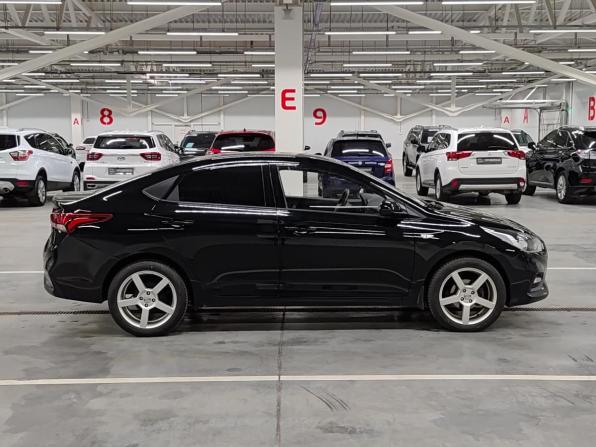 Hyundai Solaris II с пробегом 2019 года, цена 1 199 000 рублей, 114761 км, седан, Автокод Объявления