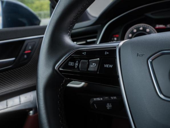 Audi A7 II (4K) с пробегом 2023 года, цена 6 299 000 рублей, 31035 км, лифтбек, Автокод Объявления