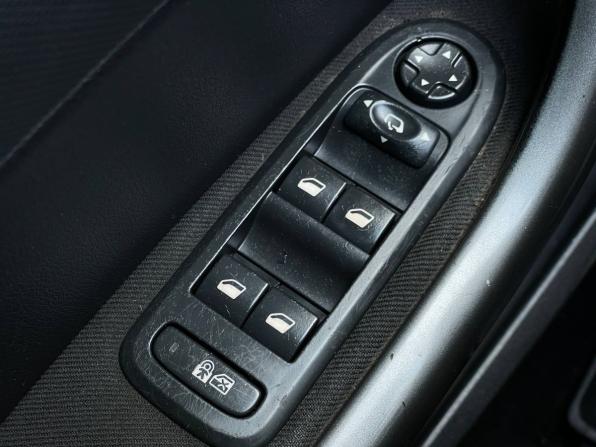 Peugeot 308 I с пробегом 2011 года, цена 435 000 рублей, 231031 км, хэтчбек, Автокод Объявления