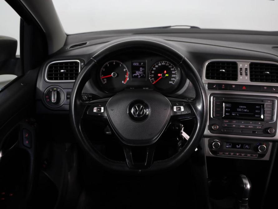 Volkswagen Polo V Рестайлинг Санкт-Петербург  - изображение 10