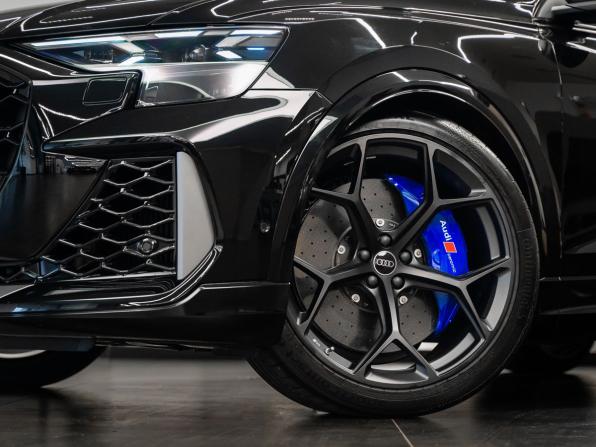 Audi RS Q8 I Рестайлинг с пробегом 2024 года, цена 24 900 000 рублей, 40 км, внедорожник, Автокод Объявления