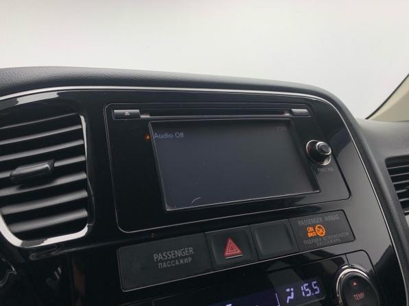 Mitsubishi Outlander III Рестайлинг 2 с пробегом 2016 года, цена 1 649 000 рублей, 117085 км, внедорожник, Автокод Объявления