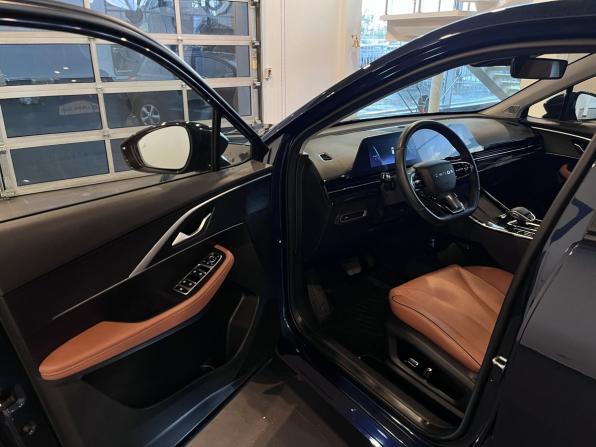 Omoda C5 I с пробегом 2023 года, цена 2 060 000 рублей, 49960 км, внедорожник, Автокод Объявления