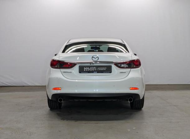 Mazda 6 III (GJ) Рестайлинг с пробегом 2017 года, цена 2 195 000 рублей, 68872 км, седан, Автокод Объявления