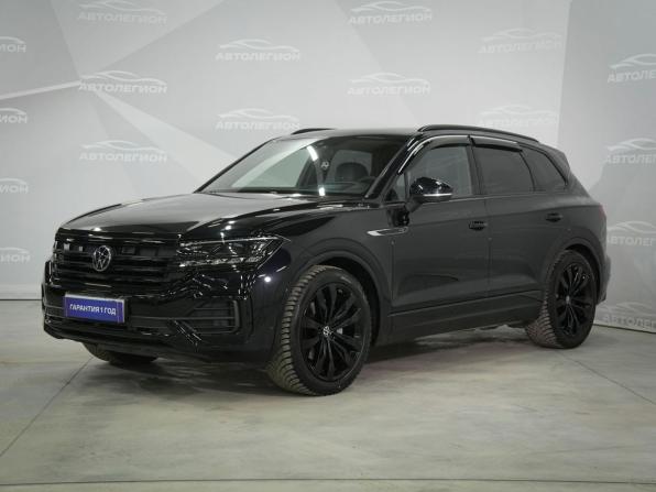 Volkswagen Touareg III с пробегом 2022 года, цена 8 840 000 рублей, 28700 км, внедорожник, Автокод Объявления
