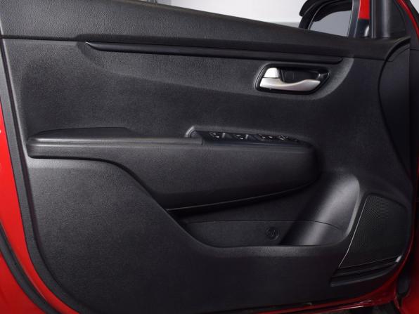 Kia Rio IV с пробегом 2018 года, цена 1 279 995 рублей, 112188 км, хэтчбек, Автокод Объявления