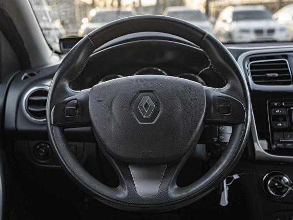Renault Sandero II с пробегом 2016 года, цена 740 000 рублей, 180659 км, хэтчбек, Автокод Объявления