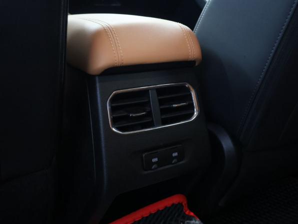 Haval Jolion I с пробегом 2021 года, цена 1 704 500 рублей, 48452 км, внедорожник, Автокод Объявления