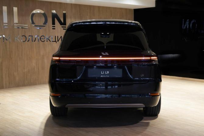 Новый Li Auto (Lixiang) L9 I Рестайлинг 2025 года, цена 11 990 000 рублей, внедорожник, Автокод Объявления