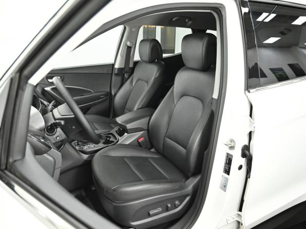 Hyundai Santa Fe III с пробегом 2014 года, цена 1 549 000 рублей, 142000 км, внедорожник, Автокод Объявления