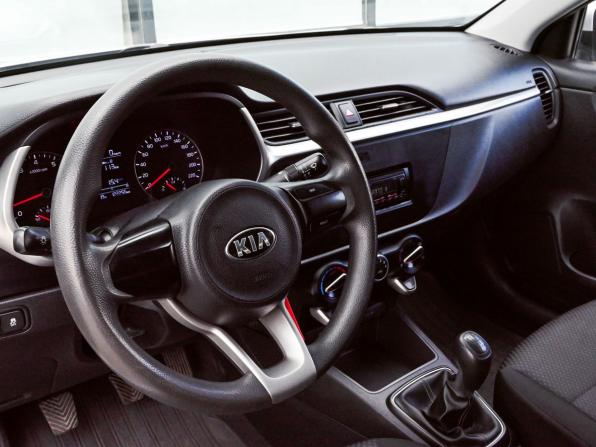 Kia Rio IV Рестайлинг с пробегом 2021 года, цена 1 420 000 рублей, 122255 км, седан, Автокод Объявления