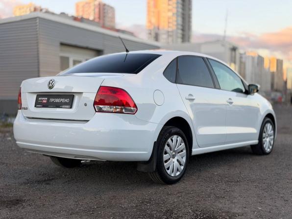 Volkswagen Polo V с пробегом 2015 года, цена 795 000 рублей, 157408 км, седан, Автокод Объявления