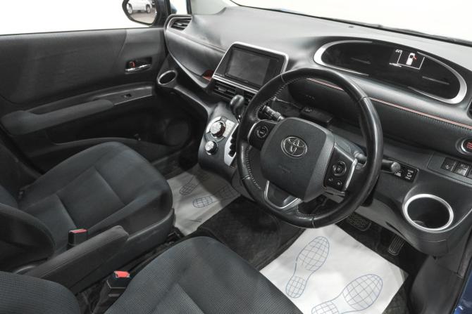 Toyota Sienta II с пробегом 2017 года, цена 1 569 000 рублей, 110000 км, компактвэн, Автокод Объявления