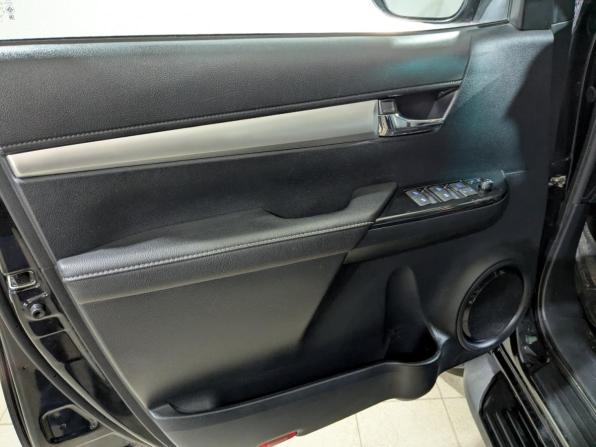 Toyota Hilux VIII с пробегом 2017 года, цена 3 850 000 рублей, 159583 км, offers.body_type.unknown, Автокод Объявления
