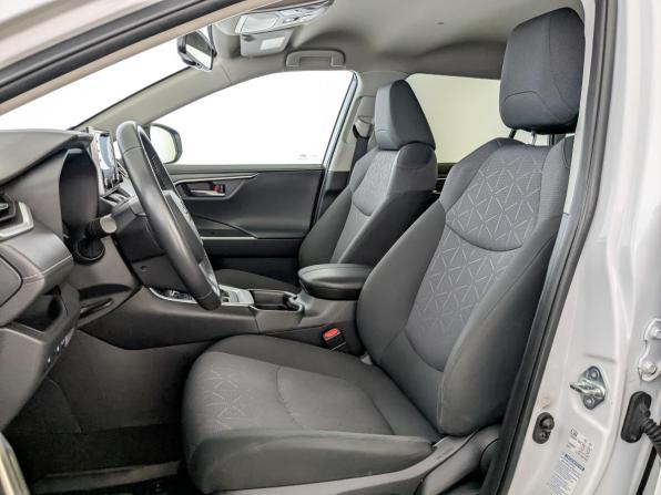 Toyota RAV4 V (XA50) с пробегом 2021 года, цена 3 300 000 рублей, 163197 км, внедорожник, Автокод Объявления