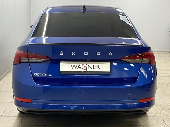 Skoda Octavia IV (A8) с пробегом 2021 года, цена 2 252 000 рублей, 160661 км, лифтбек, Автокод Объявления