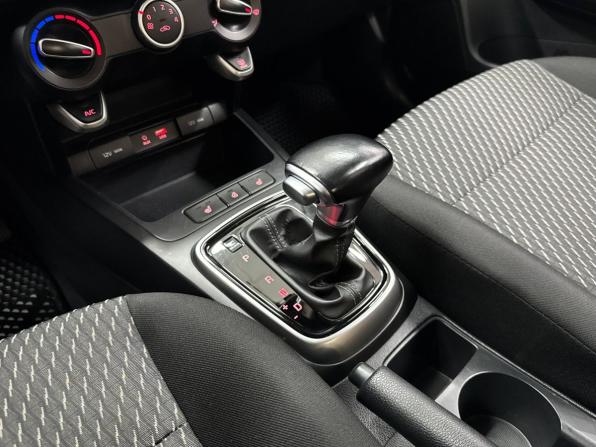 Kia Rio IV с пробегом 2019 года, цена 1 350 000 рублей, 127642 км, седан, Автокод Объявления