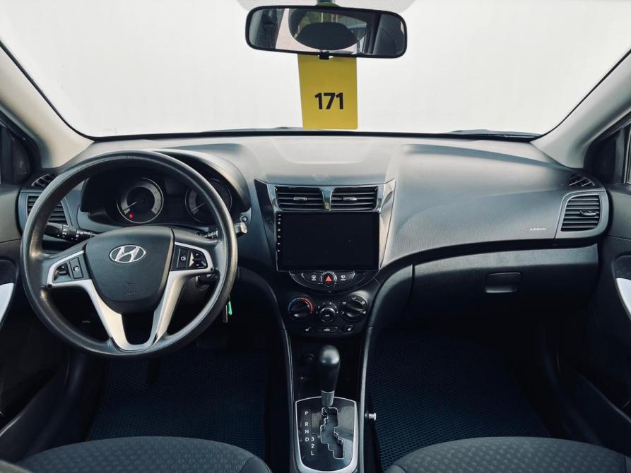 Hyundai Solaris I Санкт-Петербург  - изображение 16