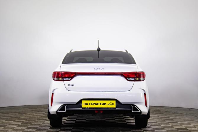 Kia Rio IV Рестайлинг с пробегом 2022 года, цена 1 719 000 рублей, 74000 км, седан, Автокод Объявления