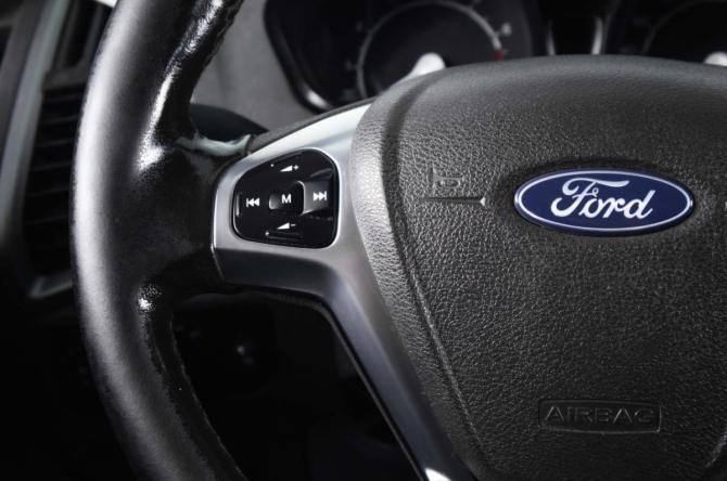 Ford EcoSport II с пробегом 2017 года, цена 899 000 рублей, 186000 км, внедорожник, Автокод Объявления