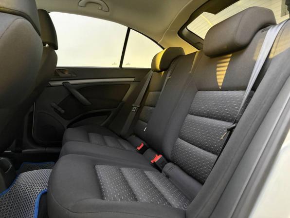 Skoda Octavia II (A5) Рестайлинг с пробегом 2012 года, цена 1 055 000 рублей, 115839 км, лифтбек, Автокод Объявления