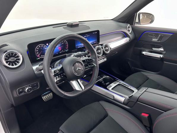 Mercedes-Benz GLB I (X247) Рестайлинг с пробегом 2024 года, цена 6 200 000 рублей, 4980 км, внедорожник, Автокод Объявления