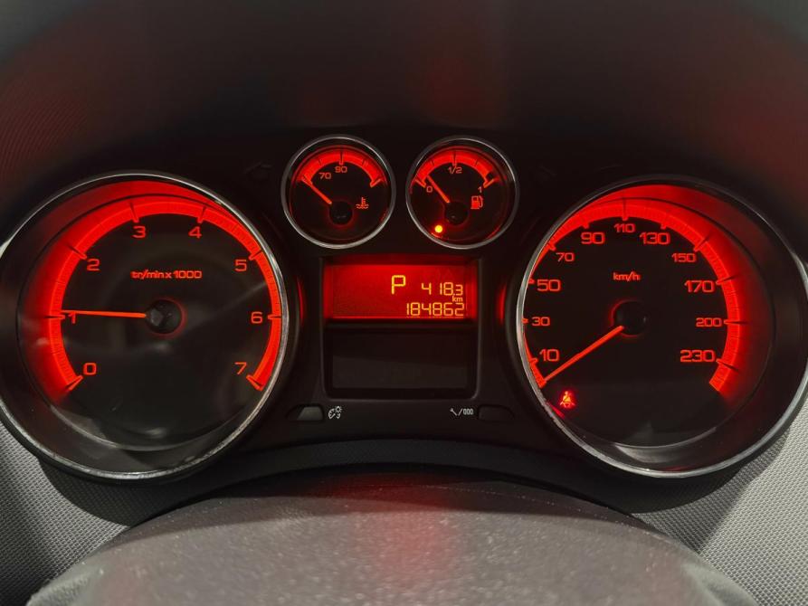 Peugeot 408 I Екатеринбург  - изображение 15