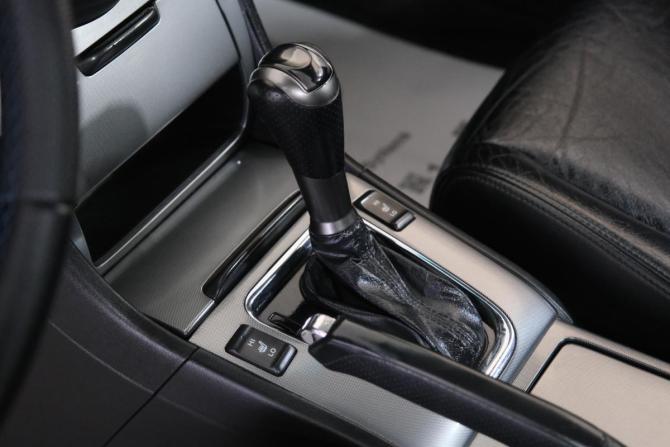 Honda Accord VII Рестайлинг с пробегом 2006 года, цена 899 000 рублей, 364000 км, седан, Автокод Объявления