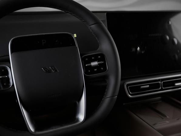 Новый Li Auto (Lixiang) L6 2025 года, цена 8 190 000 рублей, внедорожник, Автокод Объявления