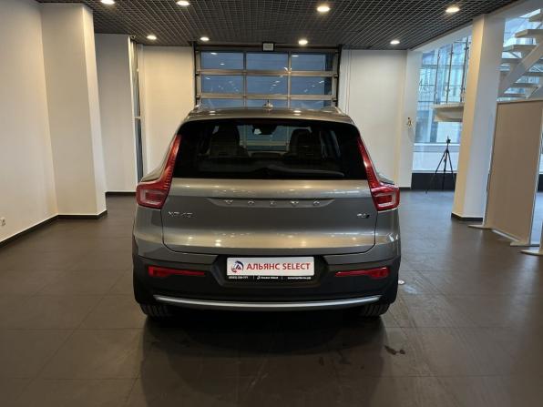 Volvo XC40 I с пробегом 2021 года, цена 3 550 000 рублей, 112280 км, внедорожник, Автокод Объявления