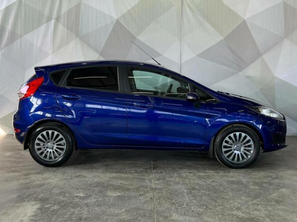 Ford Fiesta Mk6 Рестайлинг с пробегом 2016 года, цена 820 000 рублей, 130000 км, хэтчбек, Автокод Объявления