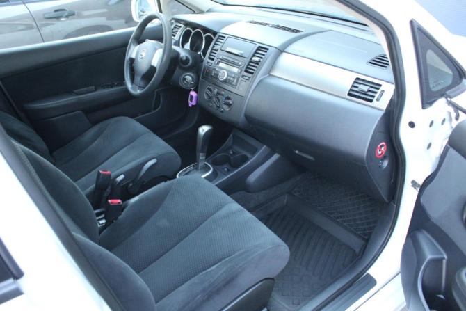 Nissan Tiida I Рестайлинг с пробегом 2011 года, цена 795 000 рублей, 113320 км, хэтчбек, Автокод Объявления