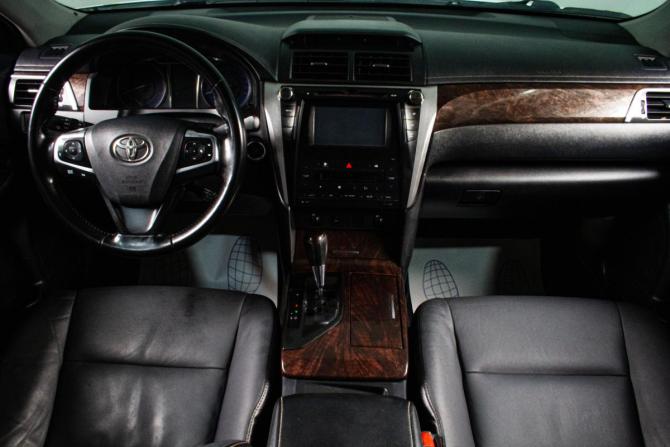 Toyota Camry VII (XV50) Рестайлинг с пробегом 2015 года, цена 2 159 000 рублей, 207768 км, седан, Автокод Объявления