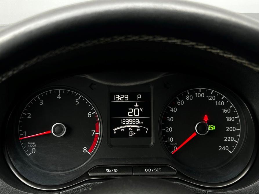 Volkswagen Polo V Санкт-Петербург  - изображение 18