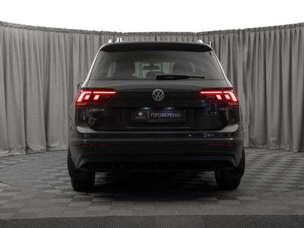 Volkswagen Tiguan II с пробегом 2018 года, цена 1 480 000 рублей, 207135 км, внедорожник, Автокод Объявления