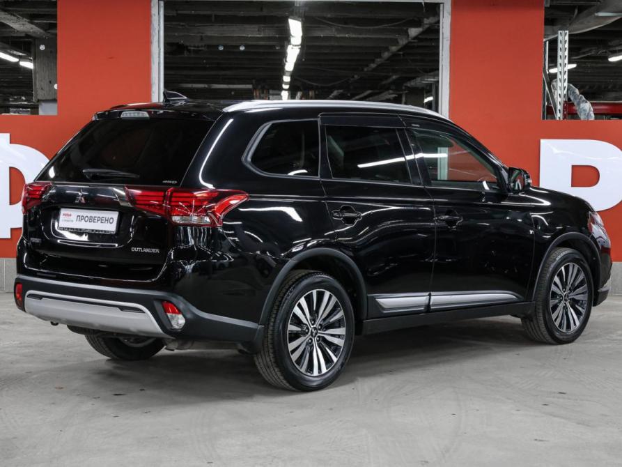 Mitsubishi Outlander III Рестайлинг 3 Москва  - изображение 5