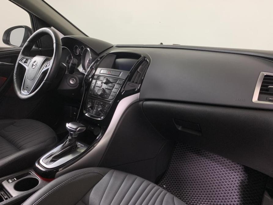 Opel Astra J Рестайлинг Москва  - изображение 13