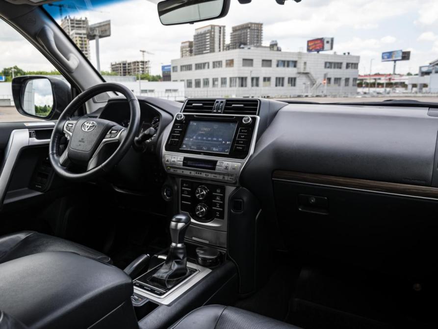 Toyota Land Cruiser Prado 150 Series Рестайлинг 2 Москва  - изображение 13