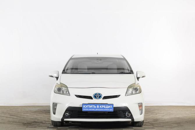 Toyota Prius III (XW30) с пробегом 2014 года, цена 1 049 000 рублей, 322647 км, лифтбек, Автокод Объявления