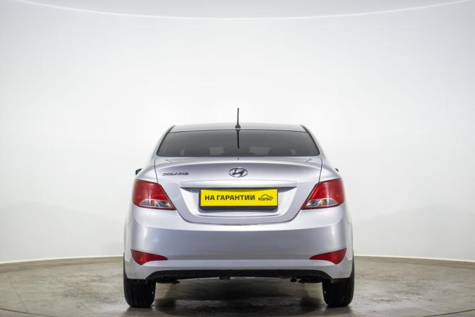 Hyundai Solaris I Рестайлинг с пробегом 2016 года, цена 999 000 рублей, 127004 км, седан, Автокод Объявления