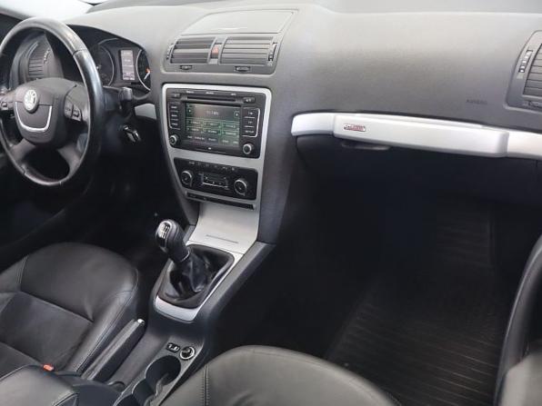 Skoda Octavia II (A5) Рестайлинг с пробегом 2011 года, цена 1 150 000 рублей, 192180 км, универсал, Автокод Объявления