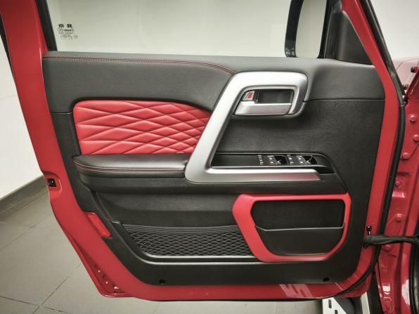 BAIC BJ40 I Рестайлинг с пробегом 2023 года, цена 2 908 000 рублей, 42956 км, внедорожник, Автокод Объявления