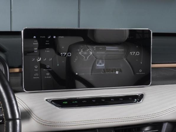 Haval Jolion I с пробегом 2023 года, цена 1 650 000 рублей, 113493 км, внедорожник, Автокод Объявления