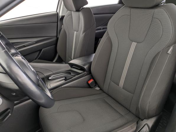 Hyundai Elantra VII (CN7) с пробегом 2022 года, цена 1 845 000 рублей, 70157 км, седан, Автокод Объявления