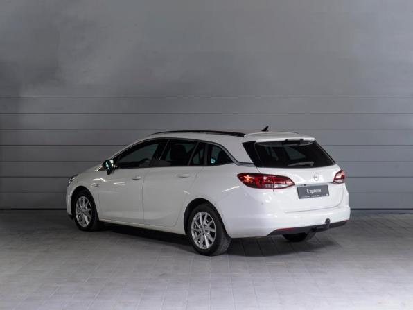 Opel Astra K Рестайлинг с пробегом 2021 года, цена 1 499 000 рублей, 133873 км, универсал, Автокод Объявления