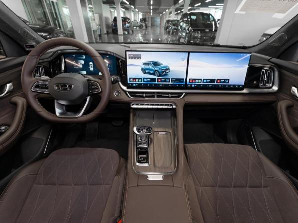 Geely Monjaro I Рестайлинг 2 с пробегом 2026 года, цена 4 250 000 рублей, 50 км, внедорожник, Автокод Объявления