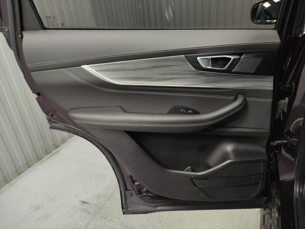 Chery Tiggo 8 Pro e+ с пробегом 2022 года, цена 2 250 000 рублей, 30375 км, внедорожник, Автокод Объявления