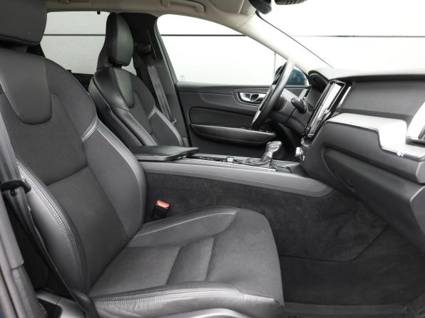 Volvo XC60 II с пробегом 2021 года, цена 4 198 000 рублей, 47857 км, внедорожник, Автокод Объявления